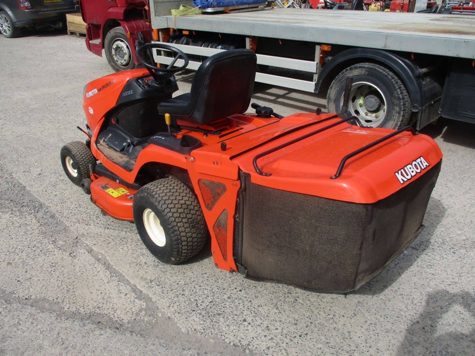 KUBOTA GR1600 DIESEL RIDE ON MOWER C.W COLLECTOR 704HRS RDC - Bild 7 aus 7