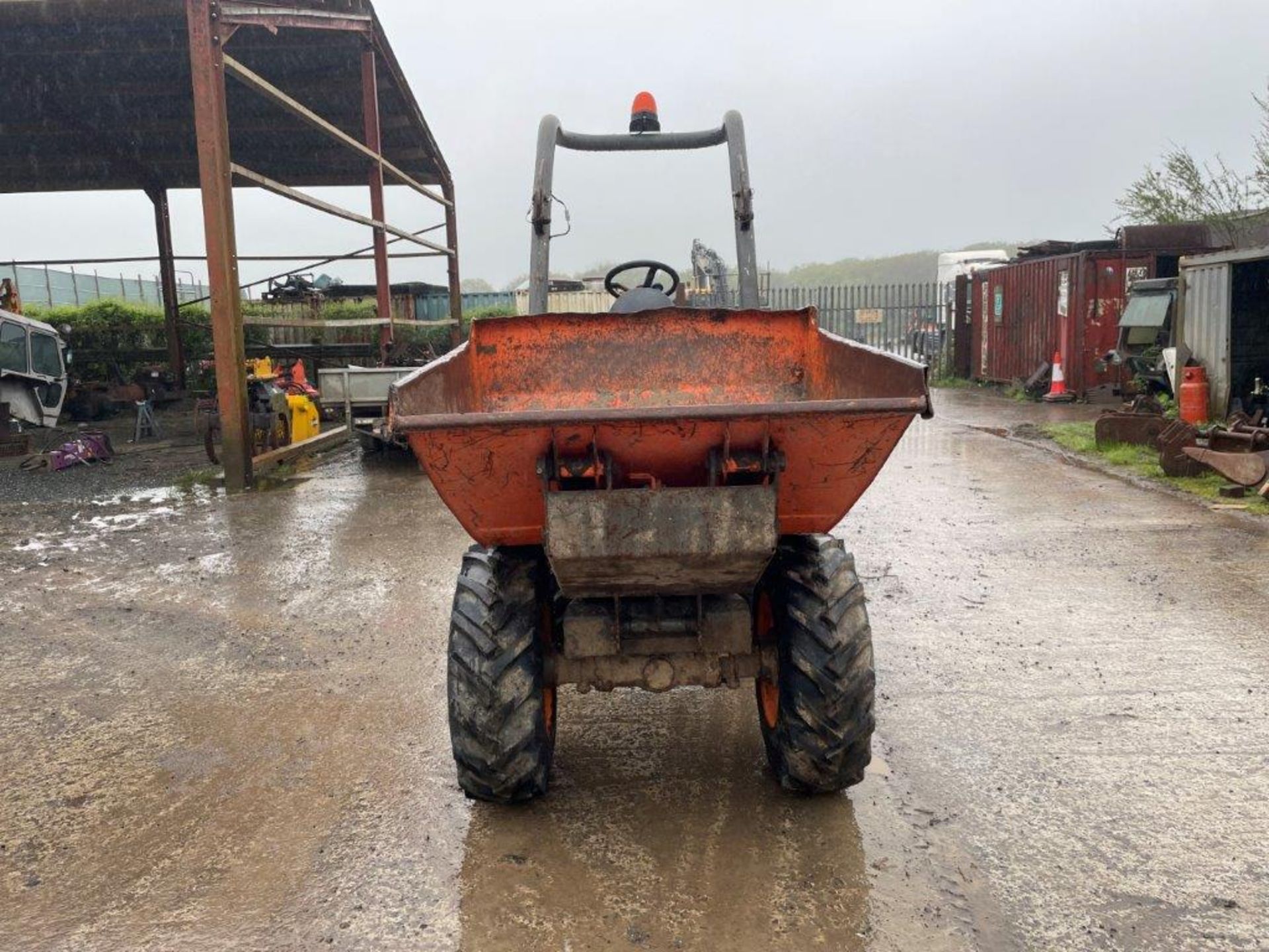 AUSA D120 AHA HI TIP DUMPER 2006 2400HRS 1.2 TON HYDROSTATIC 2 NEW FRONT TYRES - Image 3 of 10