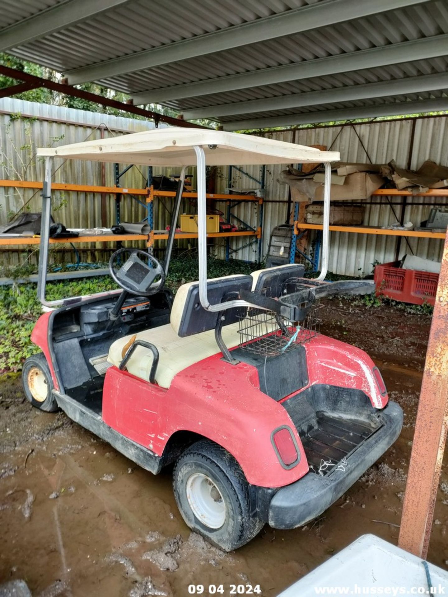 YAMAHA PETROL GULF BUGGY - Image 4 of 6