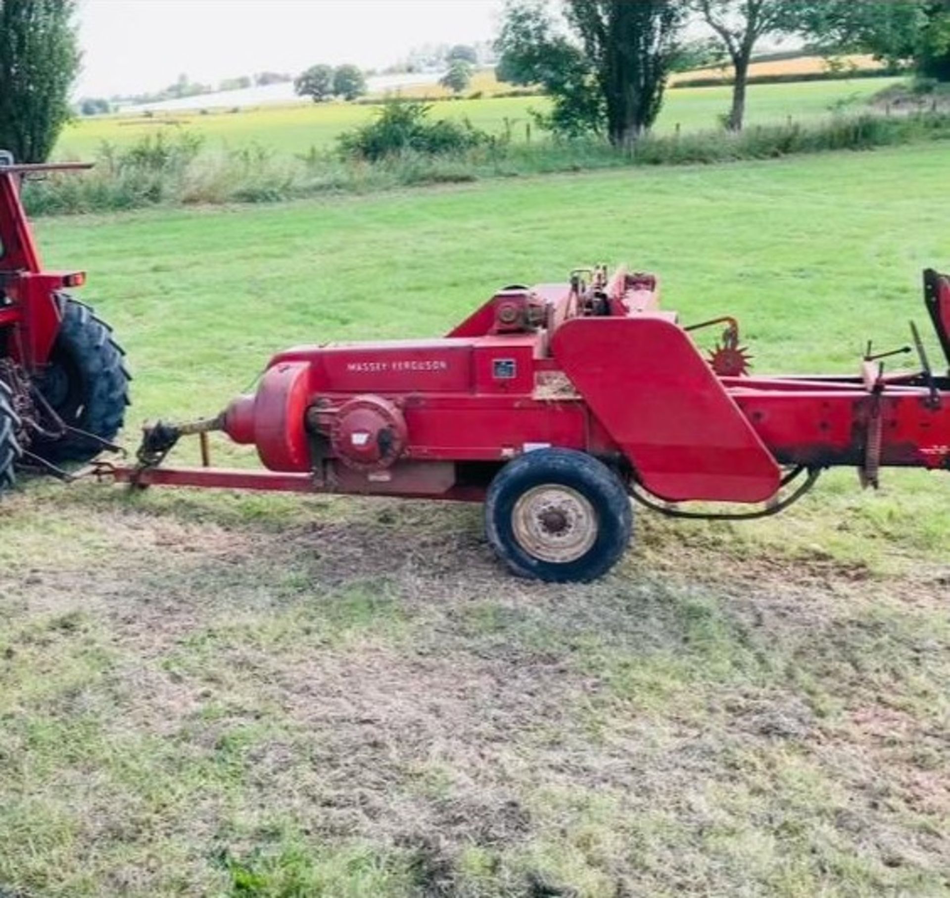 MASSEY FERGUSON CONVENTIONAL BALER