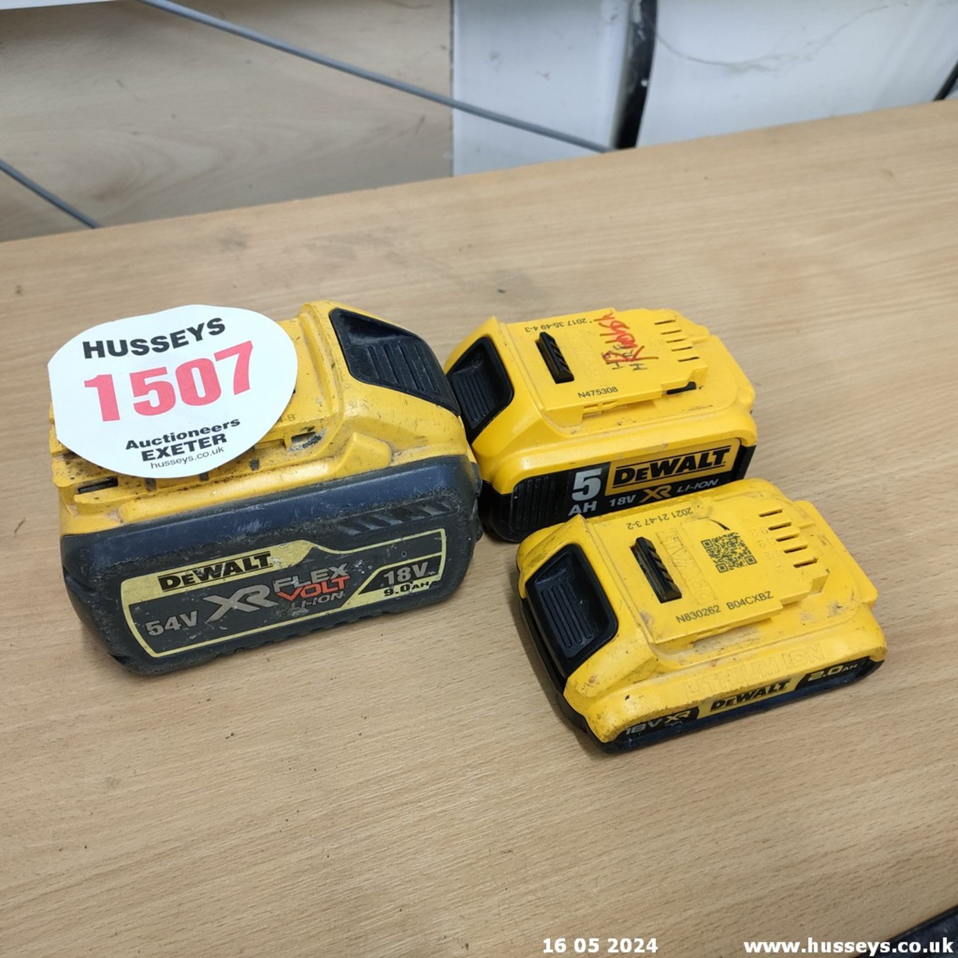 3 DEWALT BATTERIES