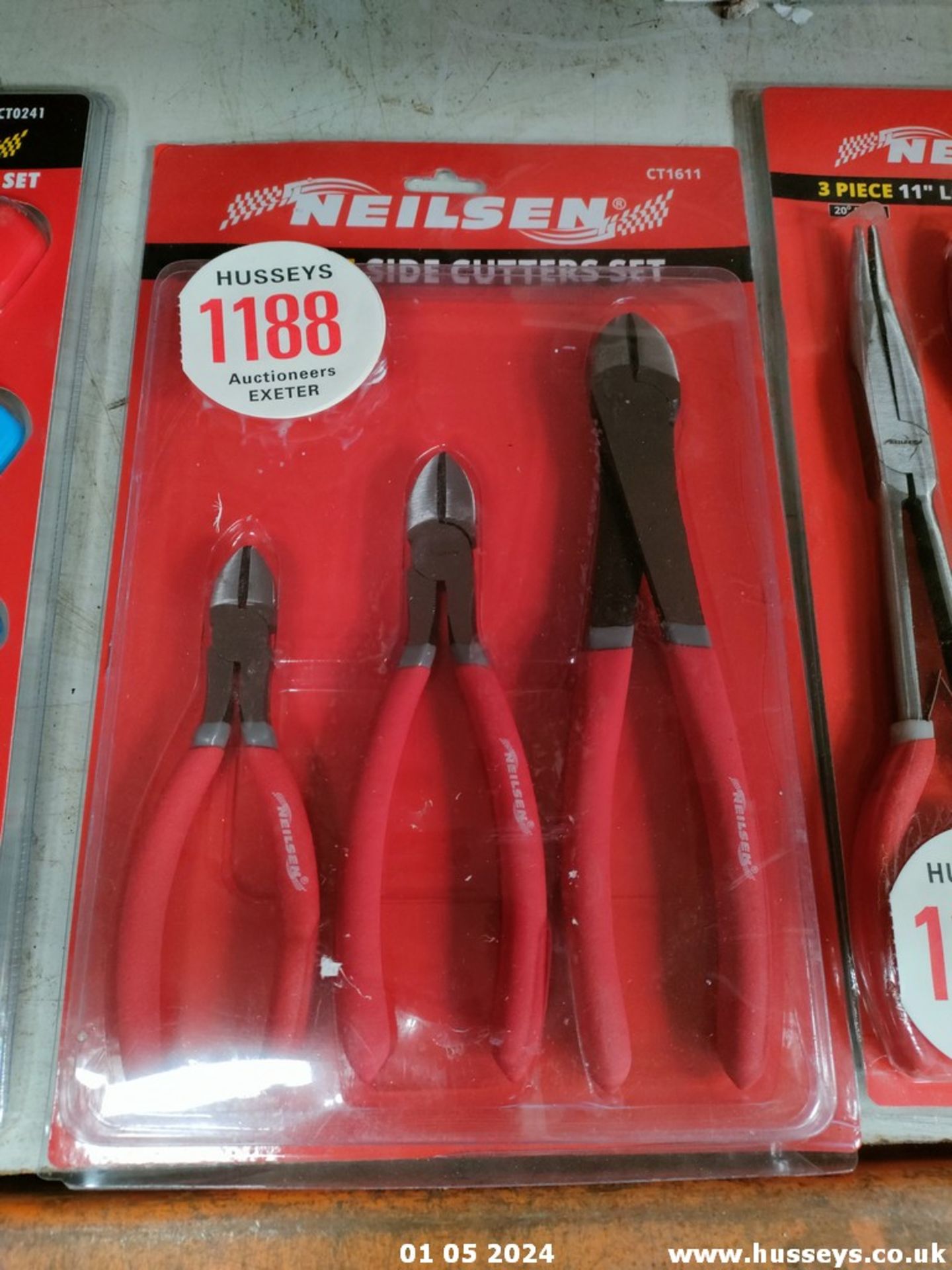 PLIER SET