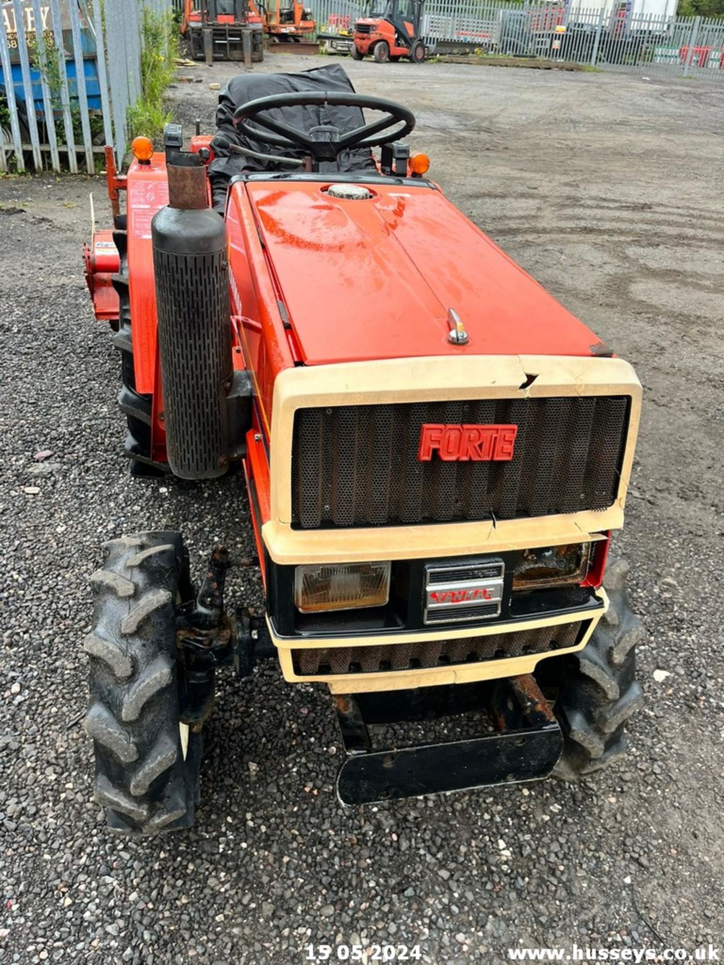 YANMAR F16D COMPACT TRACTOR C.W ROTAVATOR R&D PTO TURNS LIFT ARMS LIFT - Image 3 of 13