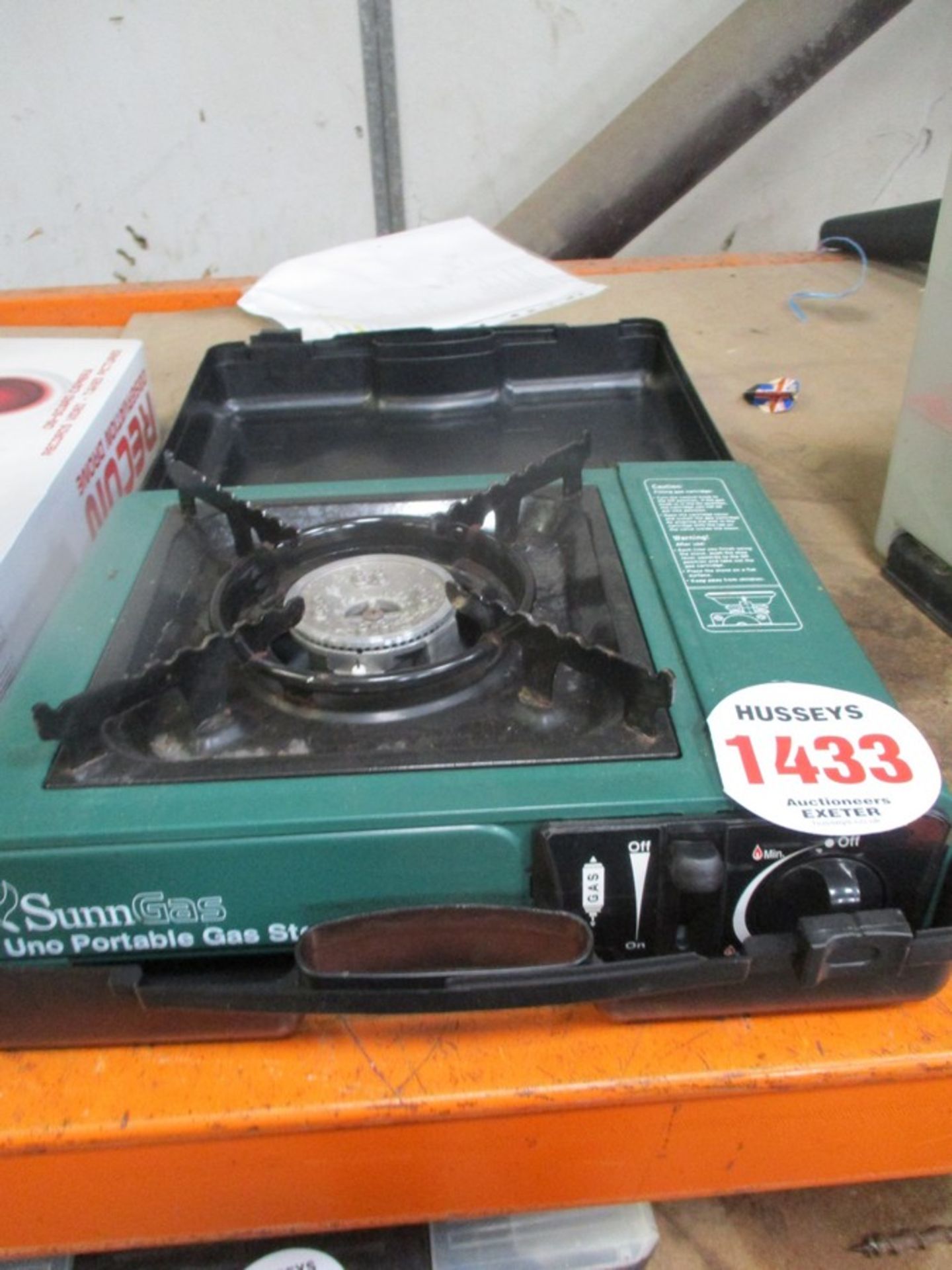 GAS STOVE