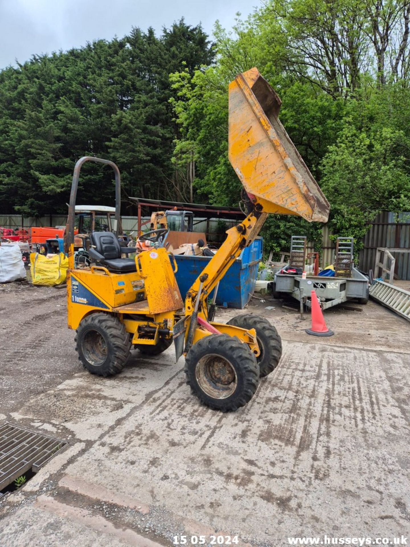 THWAITES 1 TON HI LIFT DUMPER 2008 2578HRS - Image 2 of 11