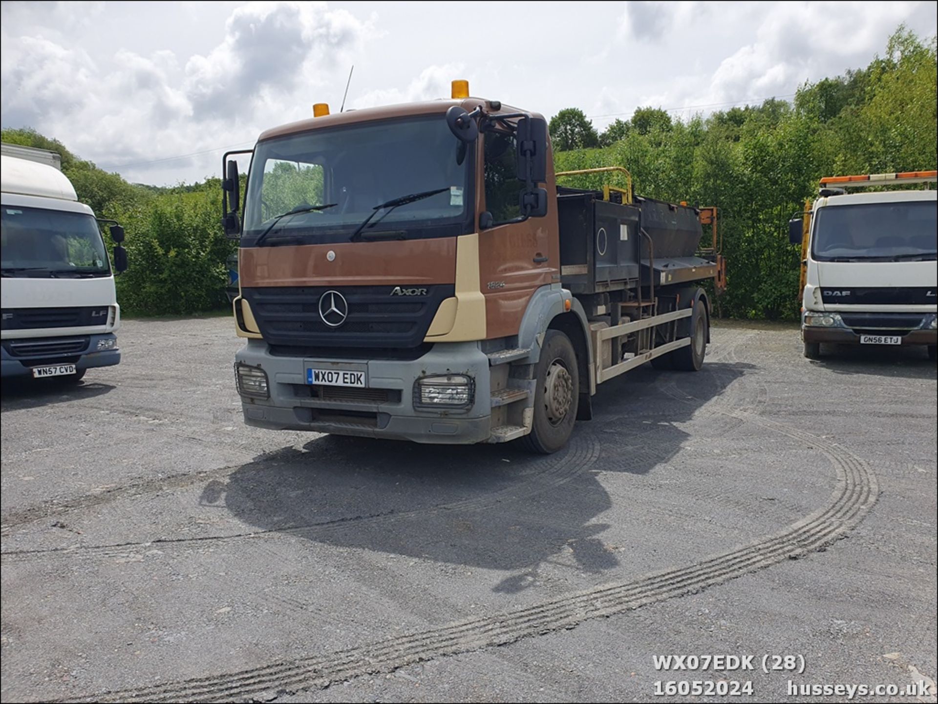 07/07 MERCEDES ATEGO - 6370cc 2dr (Brown/cream) - Image 29 of 54