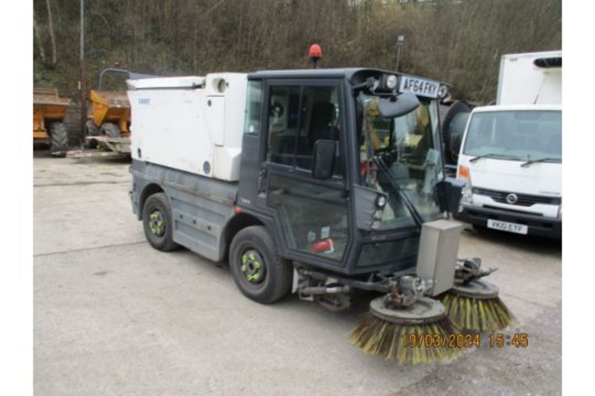 14/64 SCHMIDT SWEEPER - 2800cc (White) - Image 3 of 8