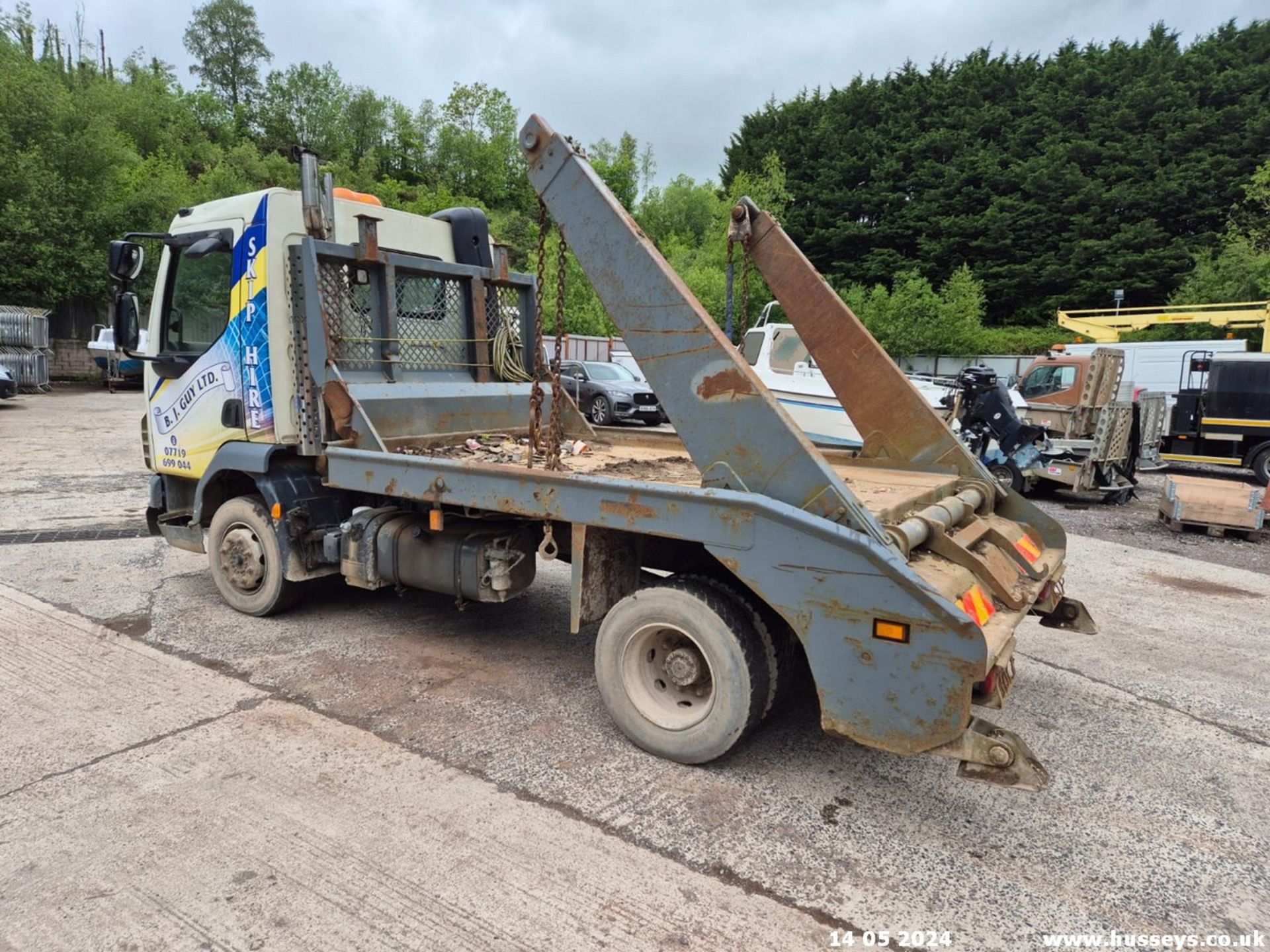 07/56 DAF TRUCKS LF SKIP LORRY - 4500cc 2dr - Image 4 of 10