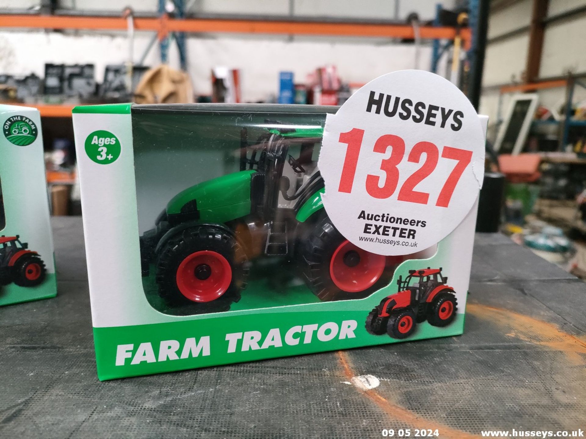 TRACTOR