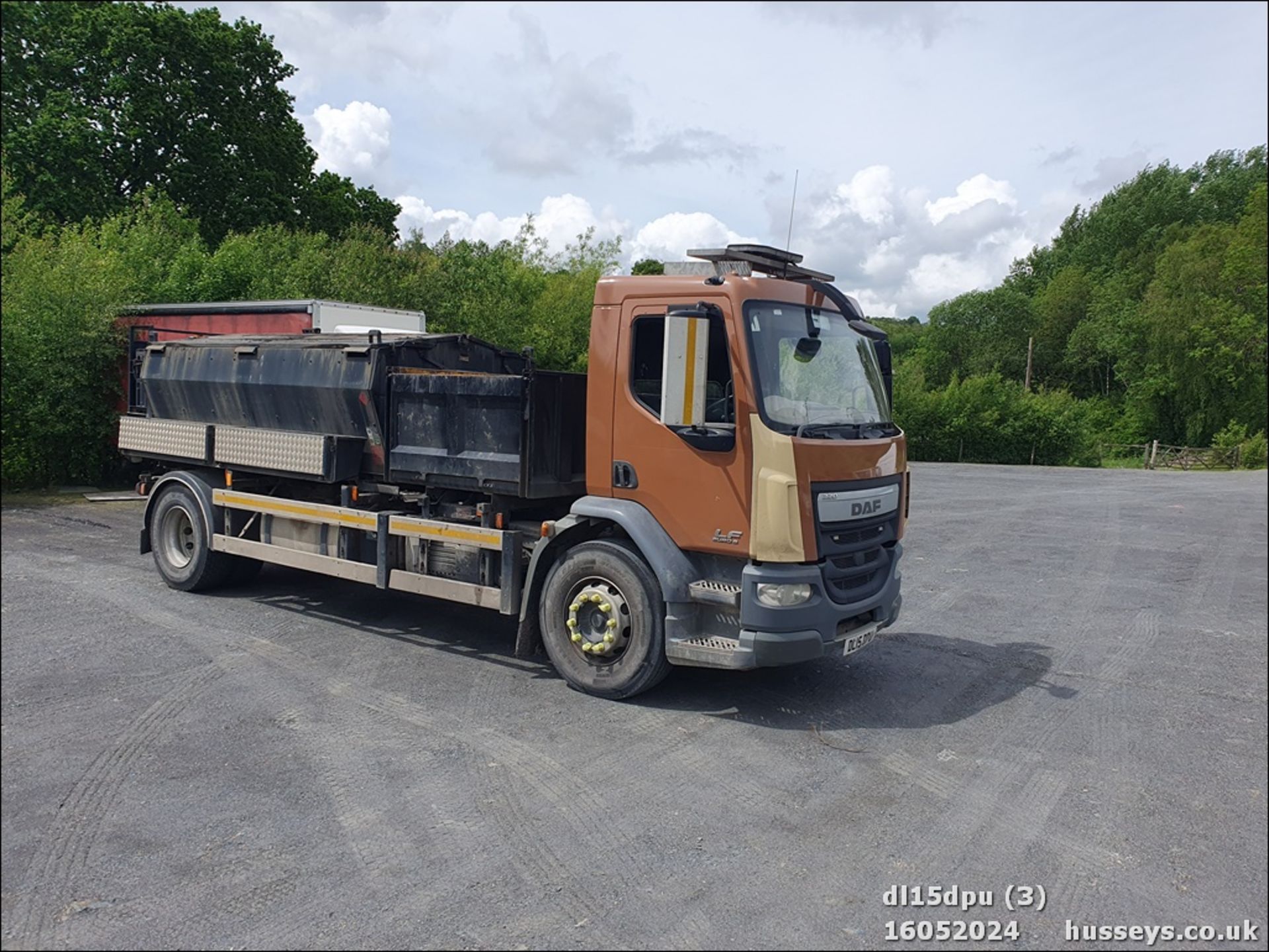 15/15 DAF TRUCKS LF - 6700cc 2dr (Brown/cream) - Image 4 of 45