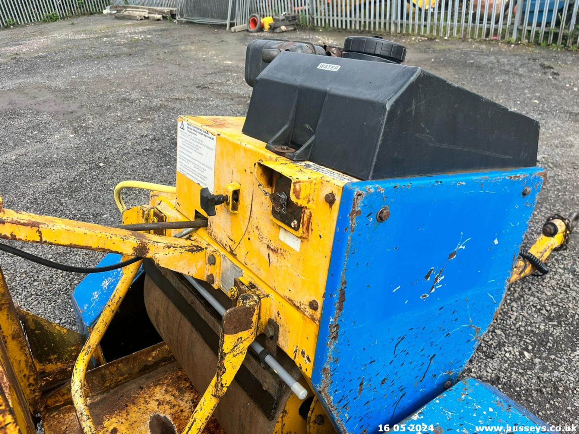 VIBROLL YANMAR DIESEL PEDESTRIAN ROLLER C.W TRAILER RDV - Image 4 of 7