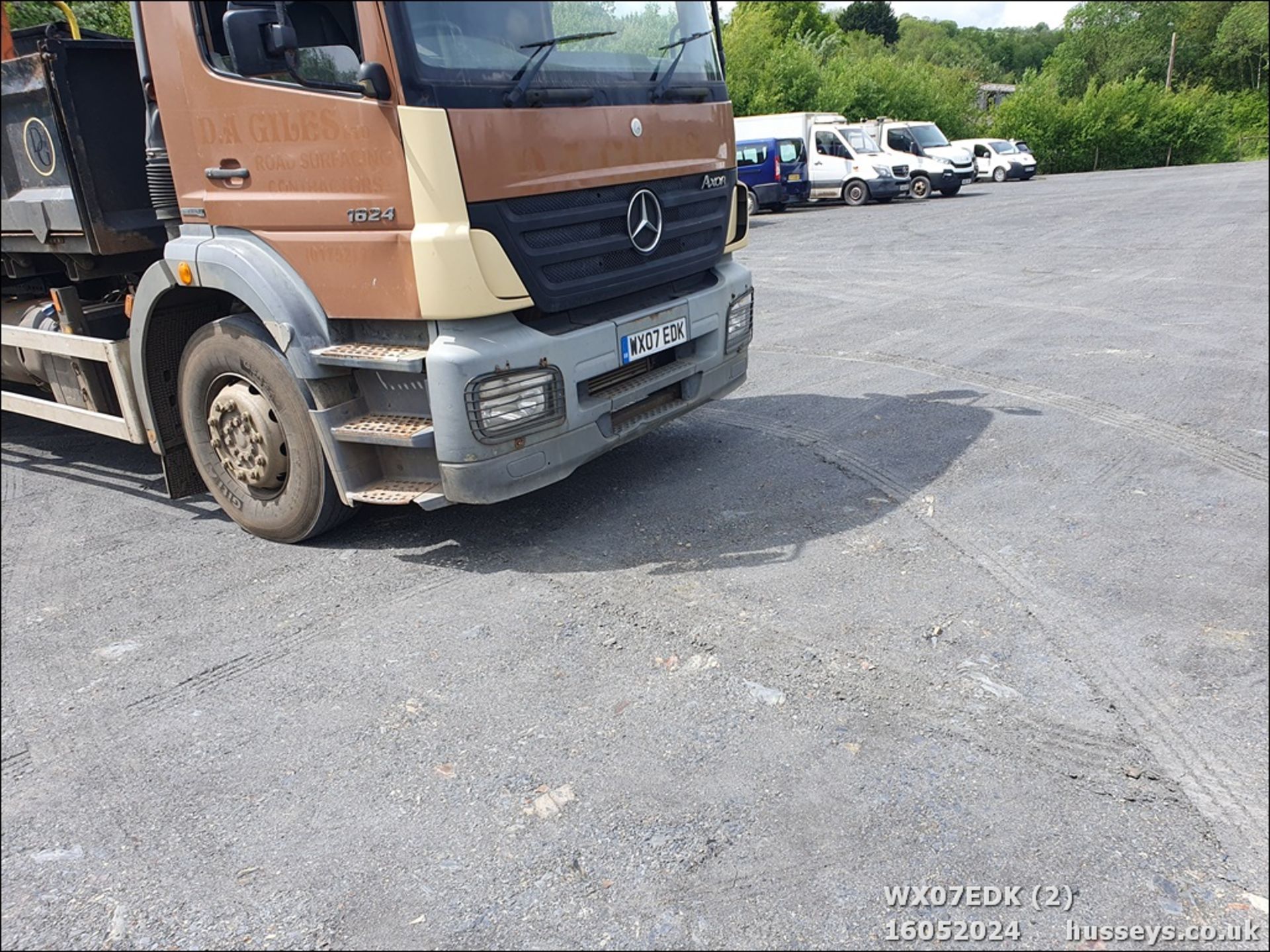 07/07 MERCEDES ATEGO - 6370cc 2dr (Brown/cream) - Image 3 of 54