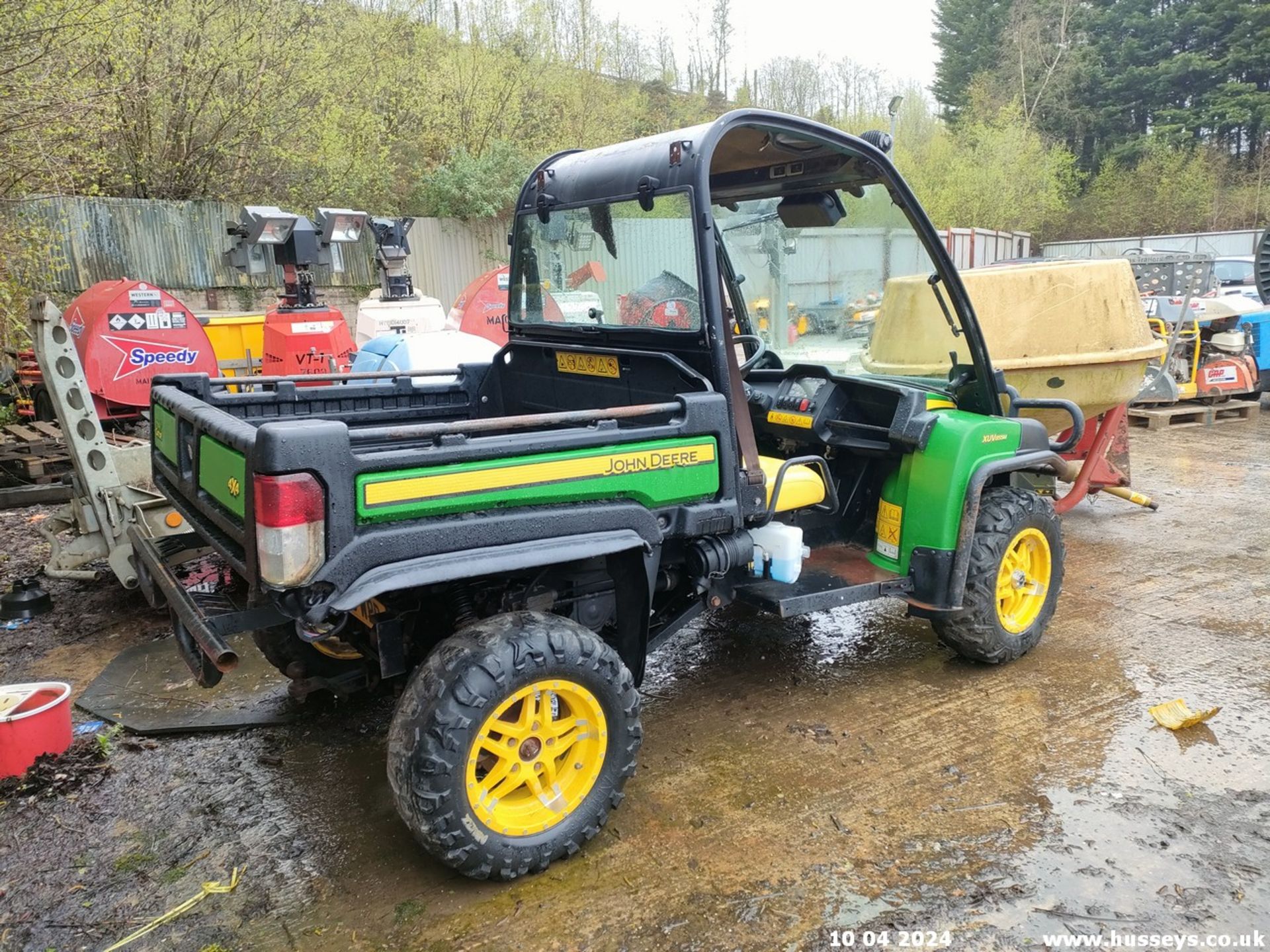 JOHN DEERE XUV 855 GATOR 2019 - Image 2 of 7