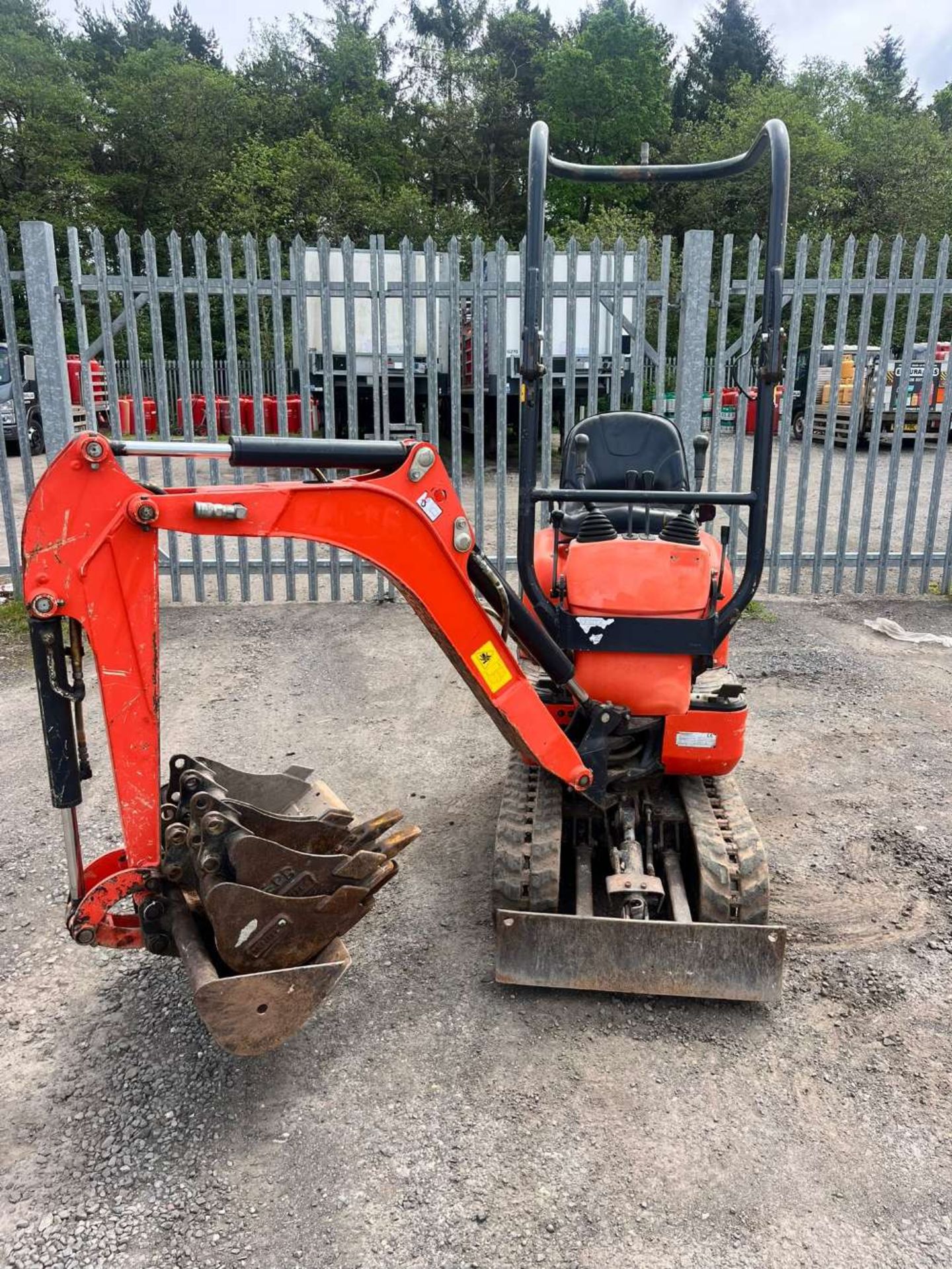 KUBOTA K008 MICRO DIGGER C.W 4 BUCKETS EXPANDING TRACKS 2017 1908HRS RTD - Image 4 of 15