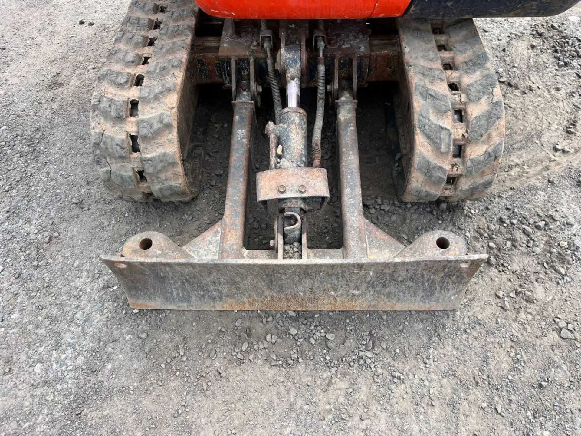 KUBOTA K008 MICRO DIGGER C.W 4 BUCKETS EXPANDING TRACKS 2017 1908HRS RTD - Image 3 of 15