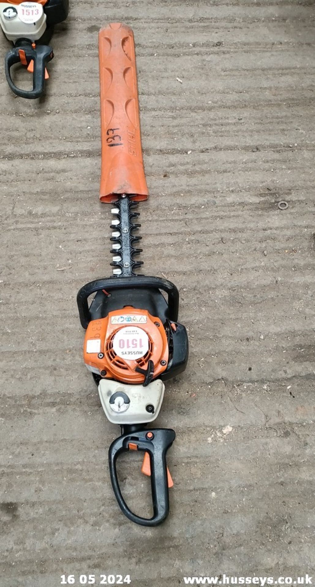 STIHL HEDGE TRIMMER 139