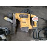 DEWALT BREAKER