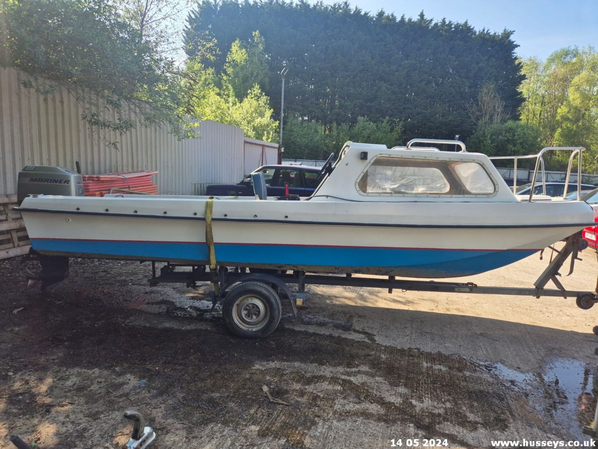 20FT WILSON FLYER C.W SNIPE BREAKBACK TRAILER 75HP 4 CYL CW AUXILLARY 5HP OUTBOARD, ELEC BILGE - Image 9 of 16