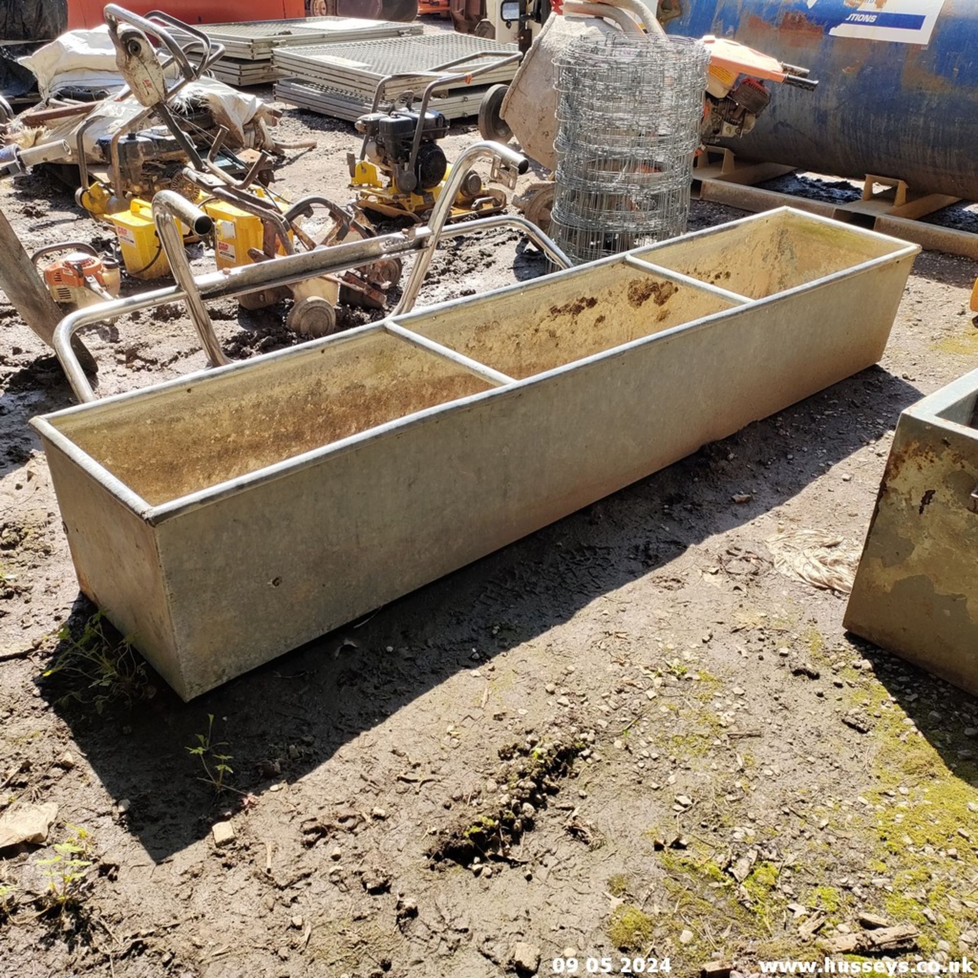 WATER TROUGH - Image 2 of 2