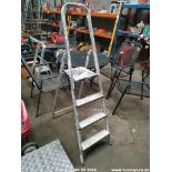 STEP LADDER