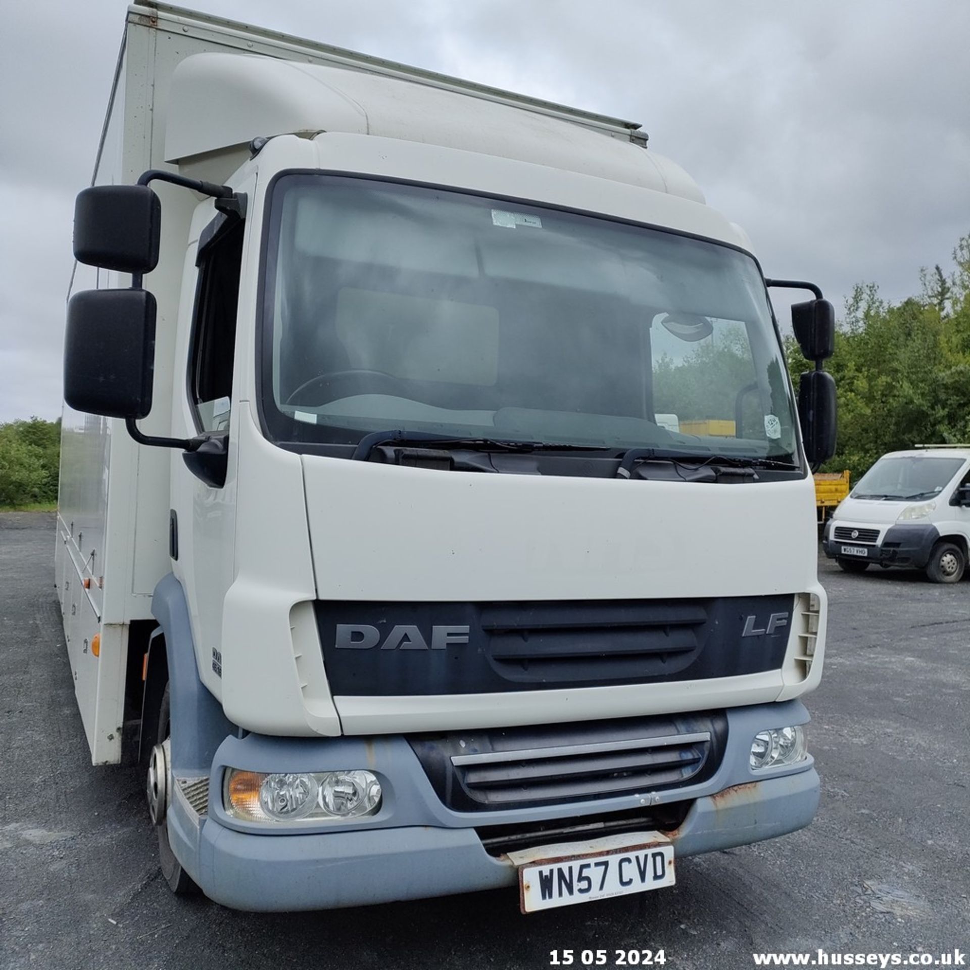 08/57 DAF TRUCKS LF MOBILE CLINIC - 4500cc 4dr (White, 24k) - Image 65 of 77