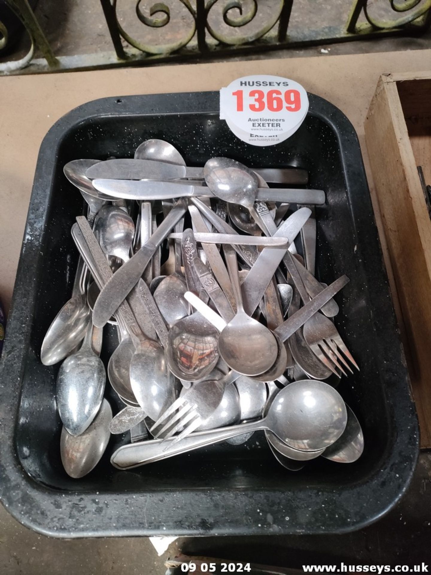 CUTLERY