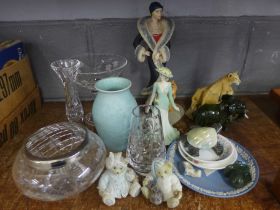 Mixed china and glass **PLEASE NOTE THIS LOT IS NOT ELIGIBLE FOR POSTING AND PACKING**