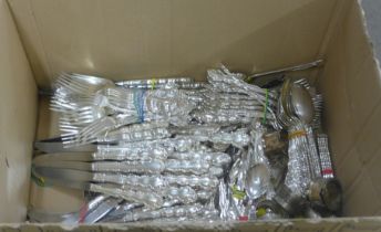 A box of plated cutlery, mainly Oneida, some cased **PLEASE NOTE THIS LOT IS NOT ELIGIBLE FOR