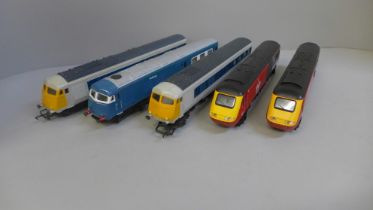 Hornby 00 gauge model rail, Grey Pullman power and dummy unit, Virgin Intercity 125 power and