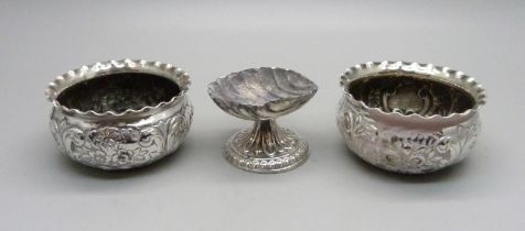 A pair of Victorian silver salts and a 925 silver shell shaped footed dish, pair 48g
