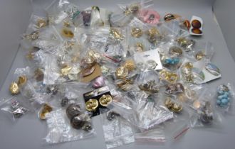 One hundred pairs of clip-on earrings