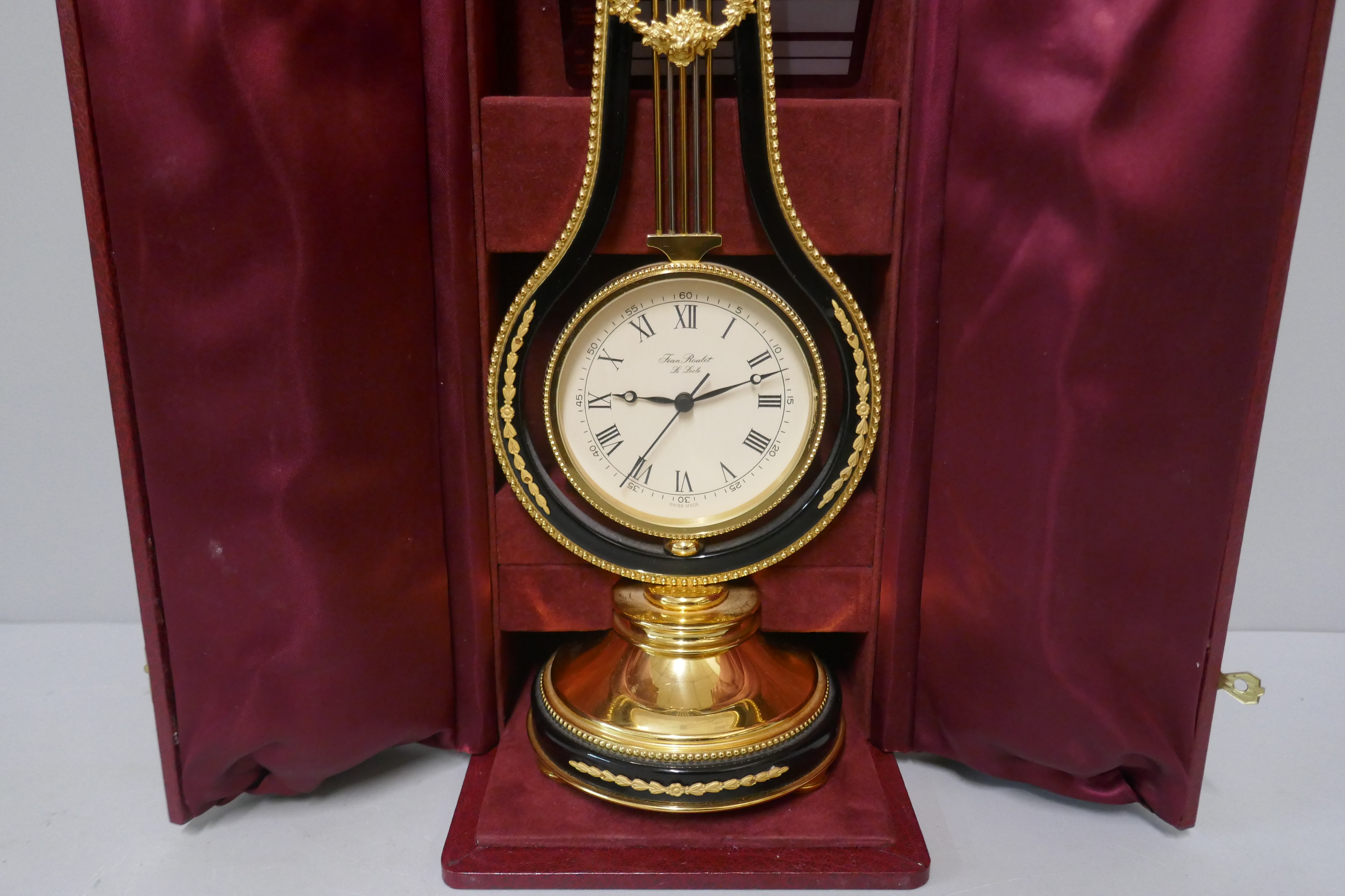 A jean Roulet Le Locle brass mantel timepiece, cased - Bild 2 aus 5