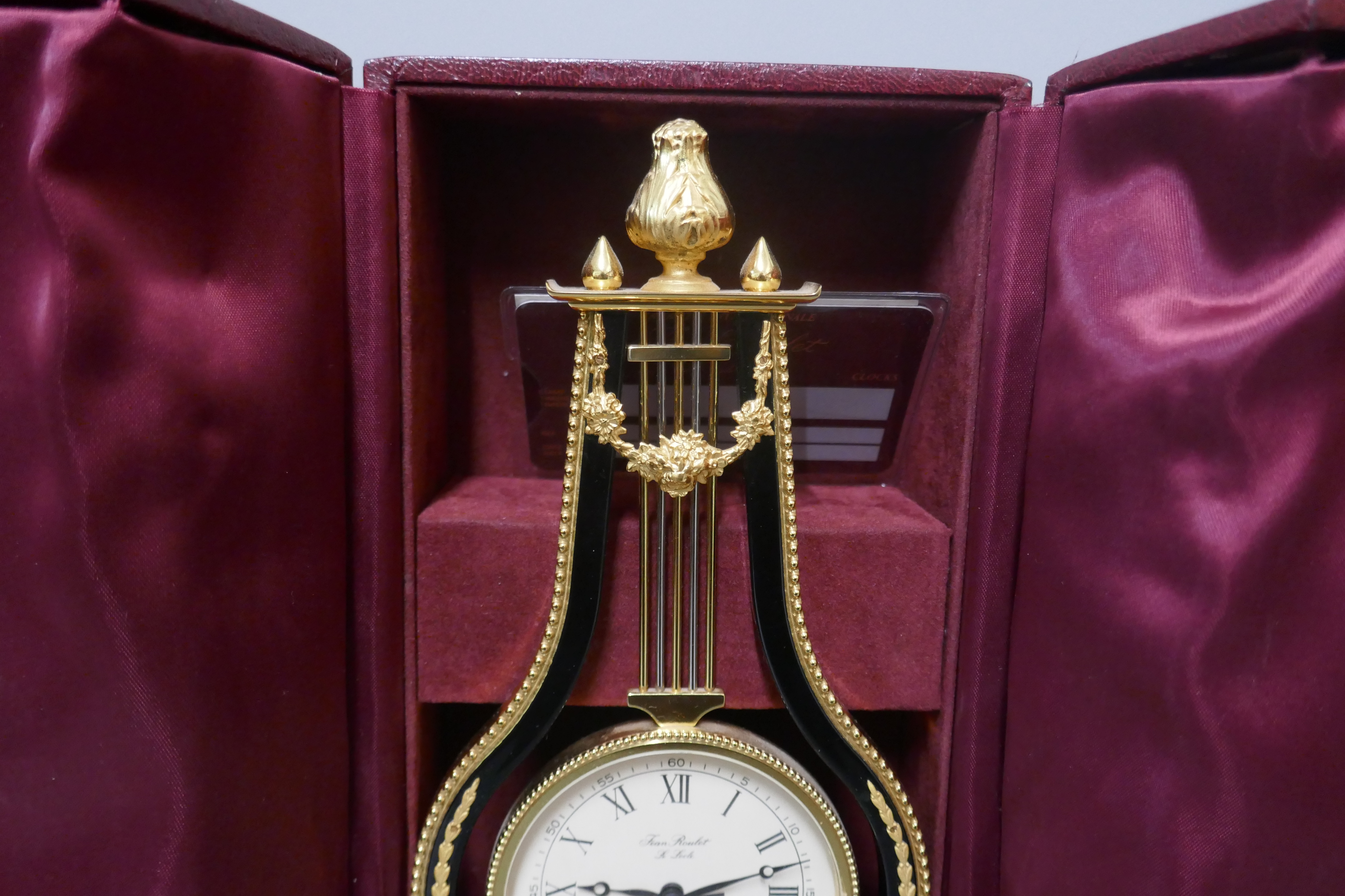 A jean Roulet Le Locle brass mantel timepiece, cased - Bild 4 aus 5