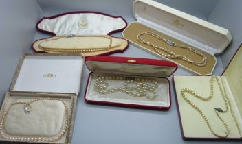 A collection of pearls including Lotus and Isle of Wight, boxed