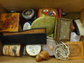 Jewellery boxes, travel clocks, lighters, Acme whistles, etc.