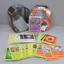 30 Holo/reverse holo, 300 common, uncommon and rare Pokemon cards
