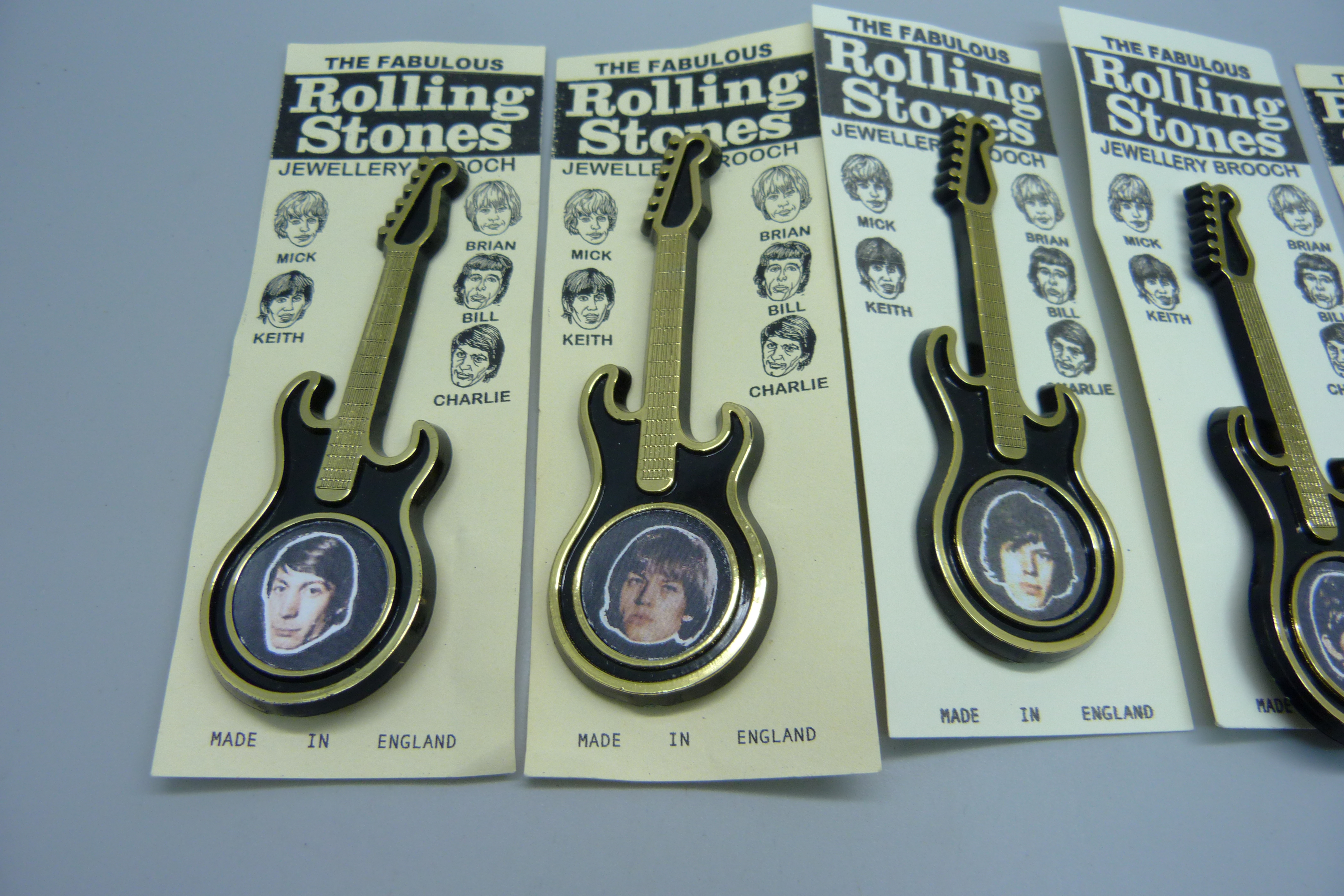 Five Rolling Stones guitar brooches - Image 2 of 3