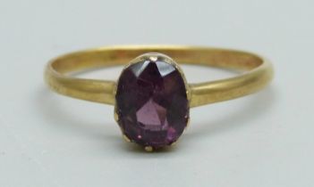 A yellow metal and amethyst solitaire ring, 2g, Q, (box a/f)