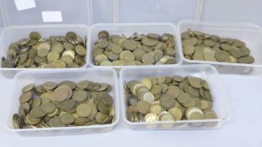 Five tubs of foreign coins and gaming tokens, Bell Fruit and Gemini, 5.041kg