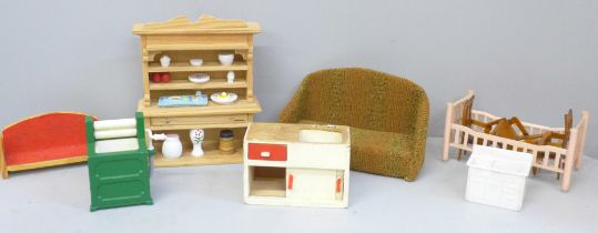 A box of vintage dolls house furniture, 1950s/60s