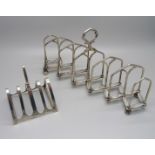 A silver toast rack, Birmingham 1921, 41g, and a plated extending toast rack