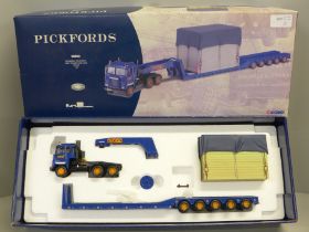 A Corgi Pickfords, CC12605, Scammell Crusader, boxed