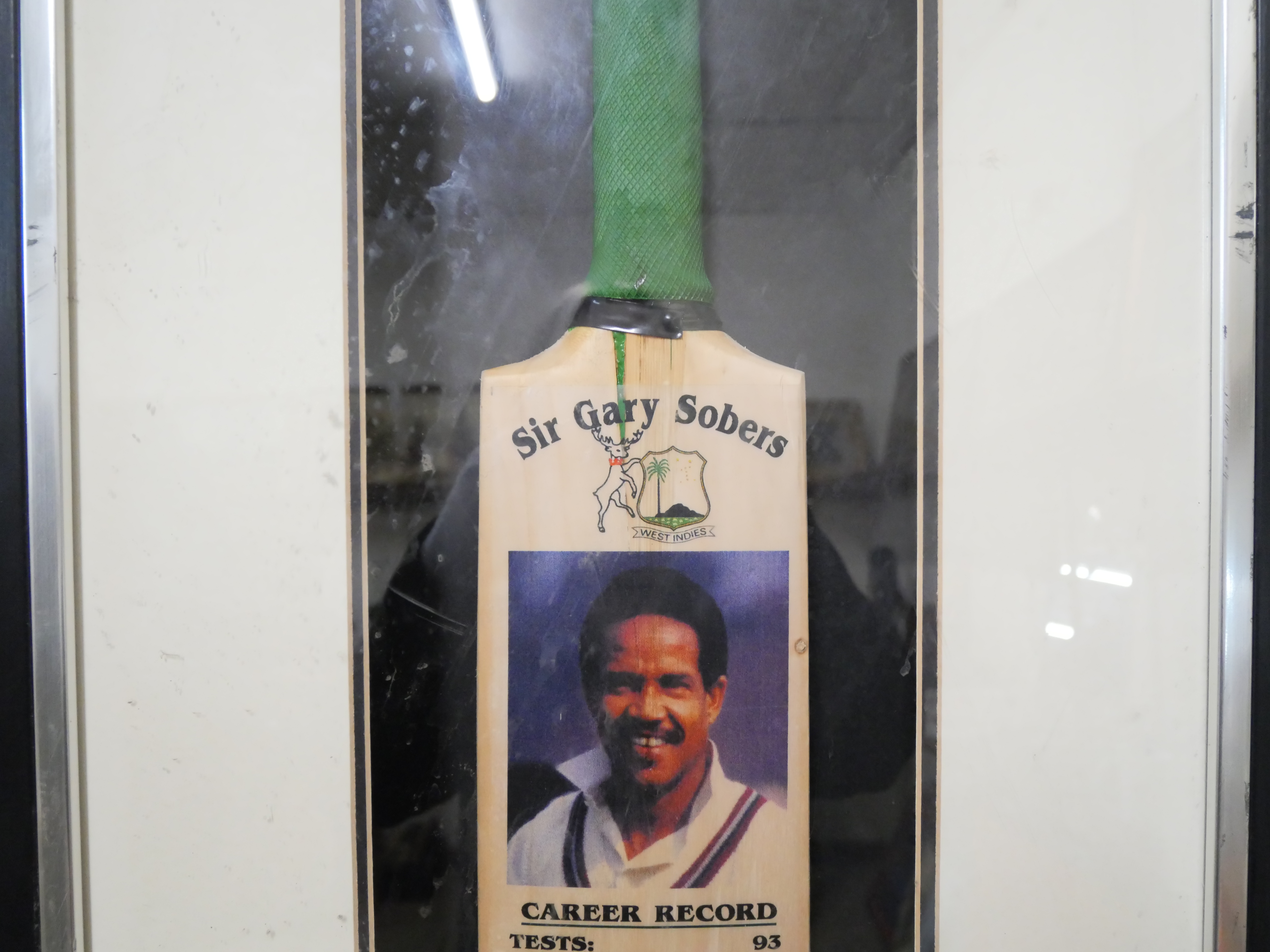 A commemorative, signed Sir Gary Sobers cricket bat - Image 4 of 4