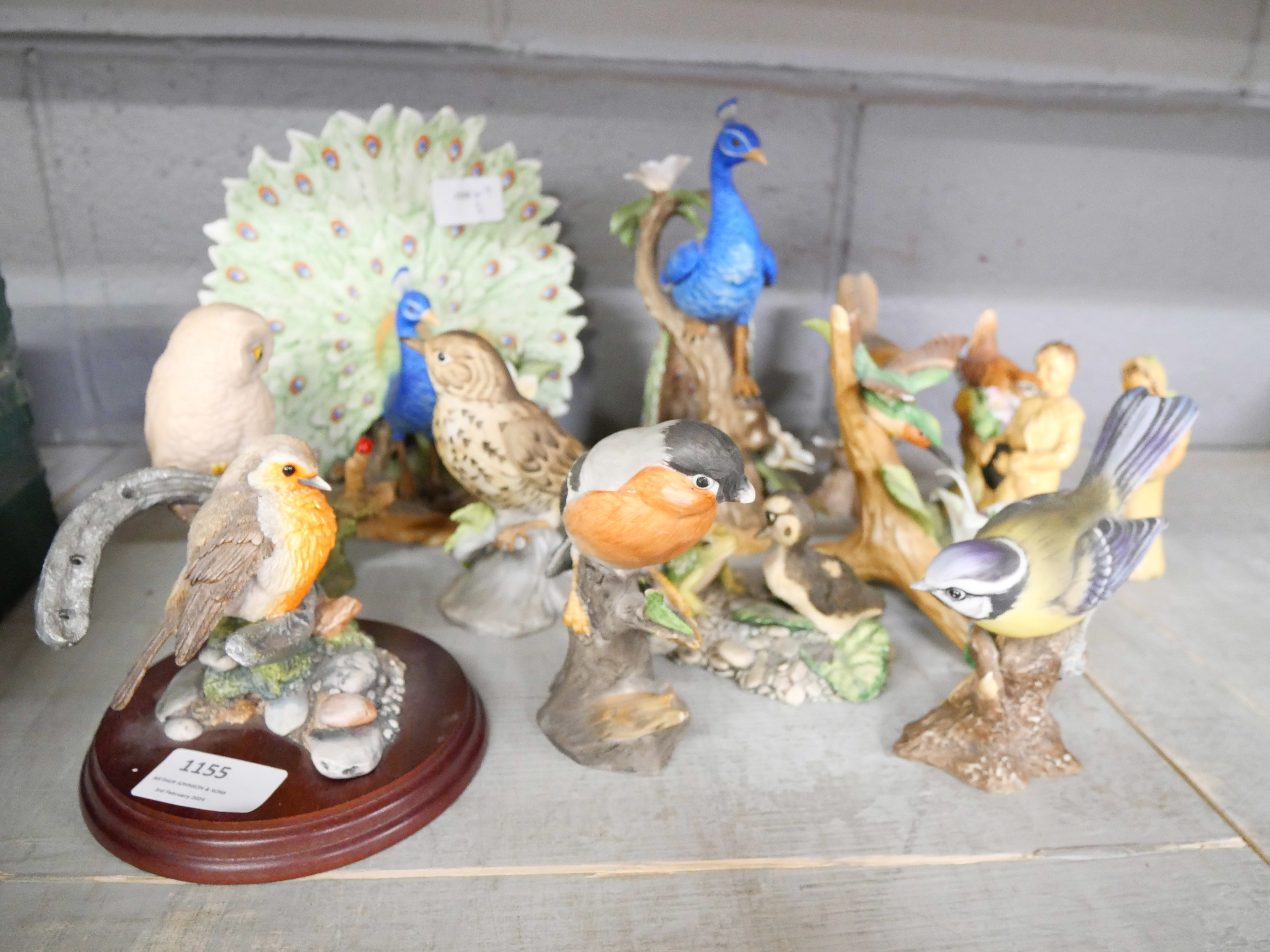 Bird figures and two Wade figures, Cynthia and Tony **PLEASE NOTE THIS LOT IS NOT ELIGIBLE FOR