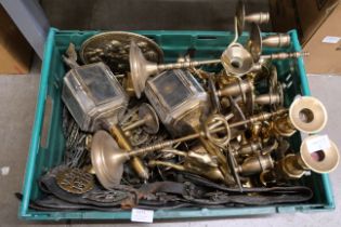 A box of brassware including a pair of candelabra **PLEASE NOTE THIS LOT IS NOT ELIGIBLE FOR POSTING