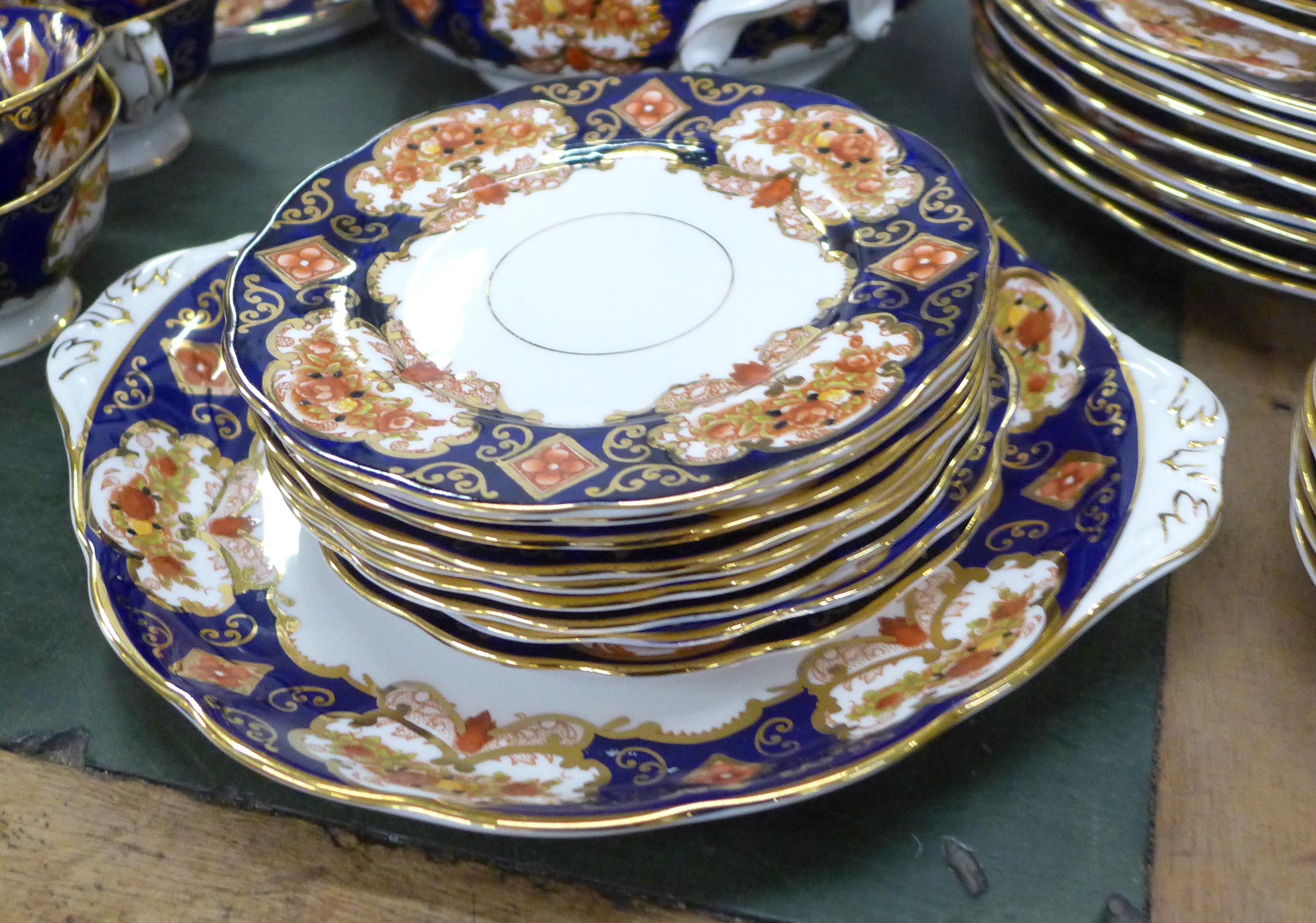 A Royal Albert four setting dinner service, Heirloom pattern, purchased 1960s, dinner, tea and - Image 4 of 9