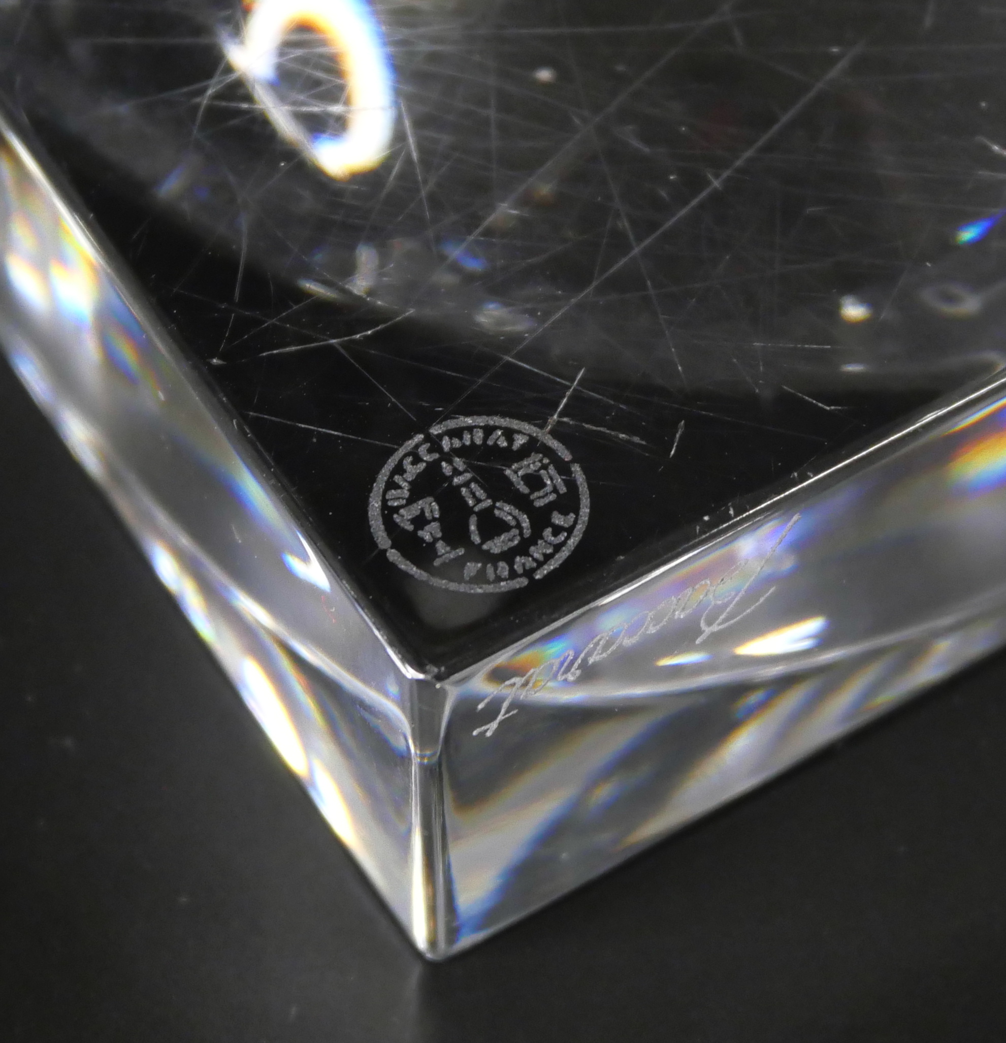 A Baccarat glass square dish, 14cm square (one corner a/f) - Image 7 of 8