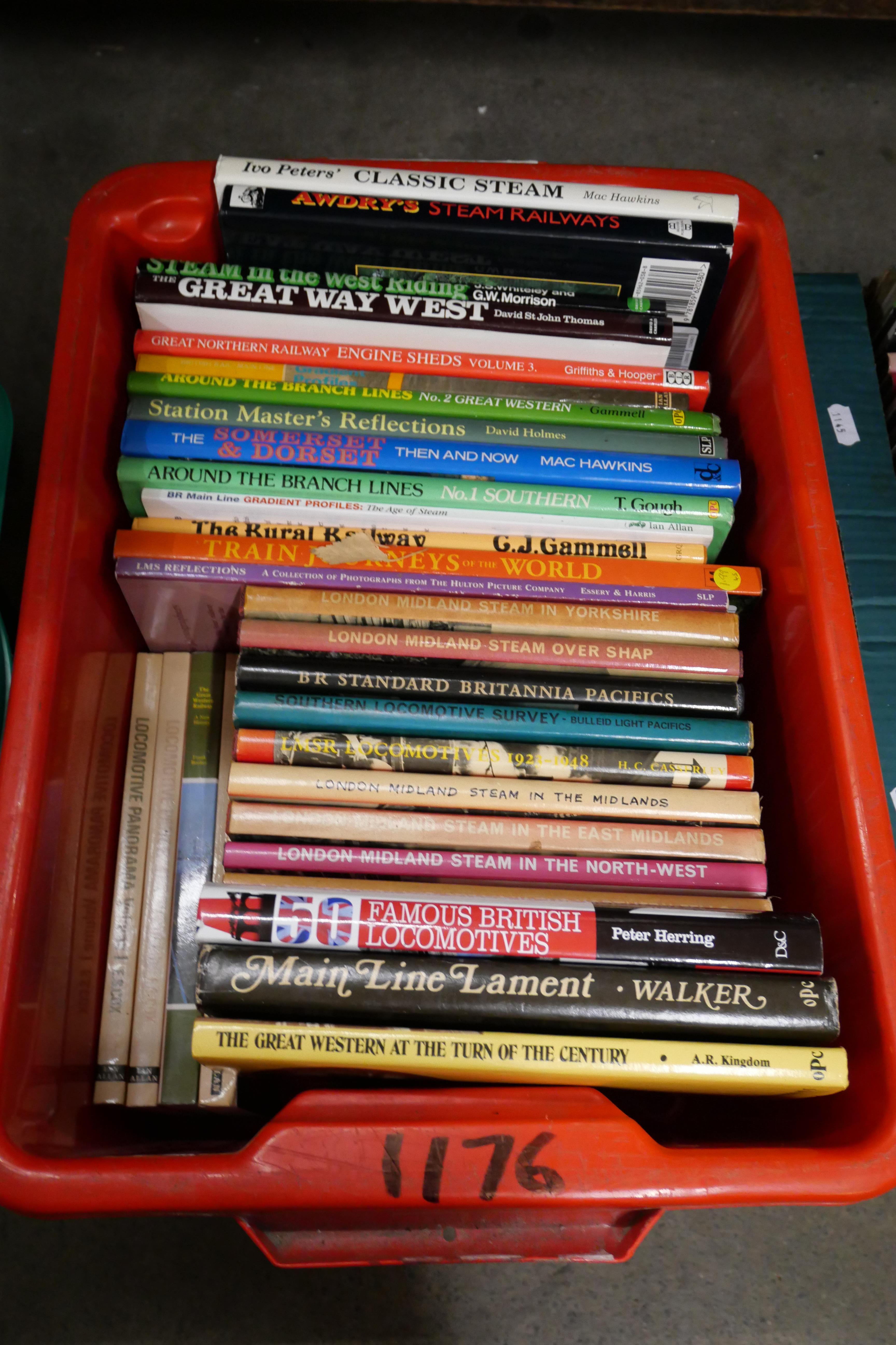 Over 100 books on railways **PLEASE NOTE THIS LOT IS NOT ELIGIBLE FOR POSTING AND PACKING** - Image 3 of 4