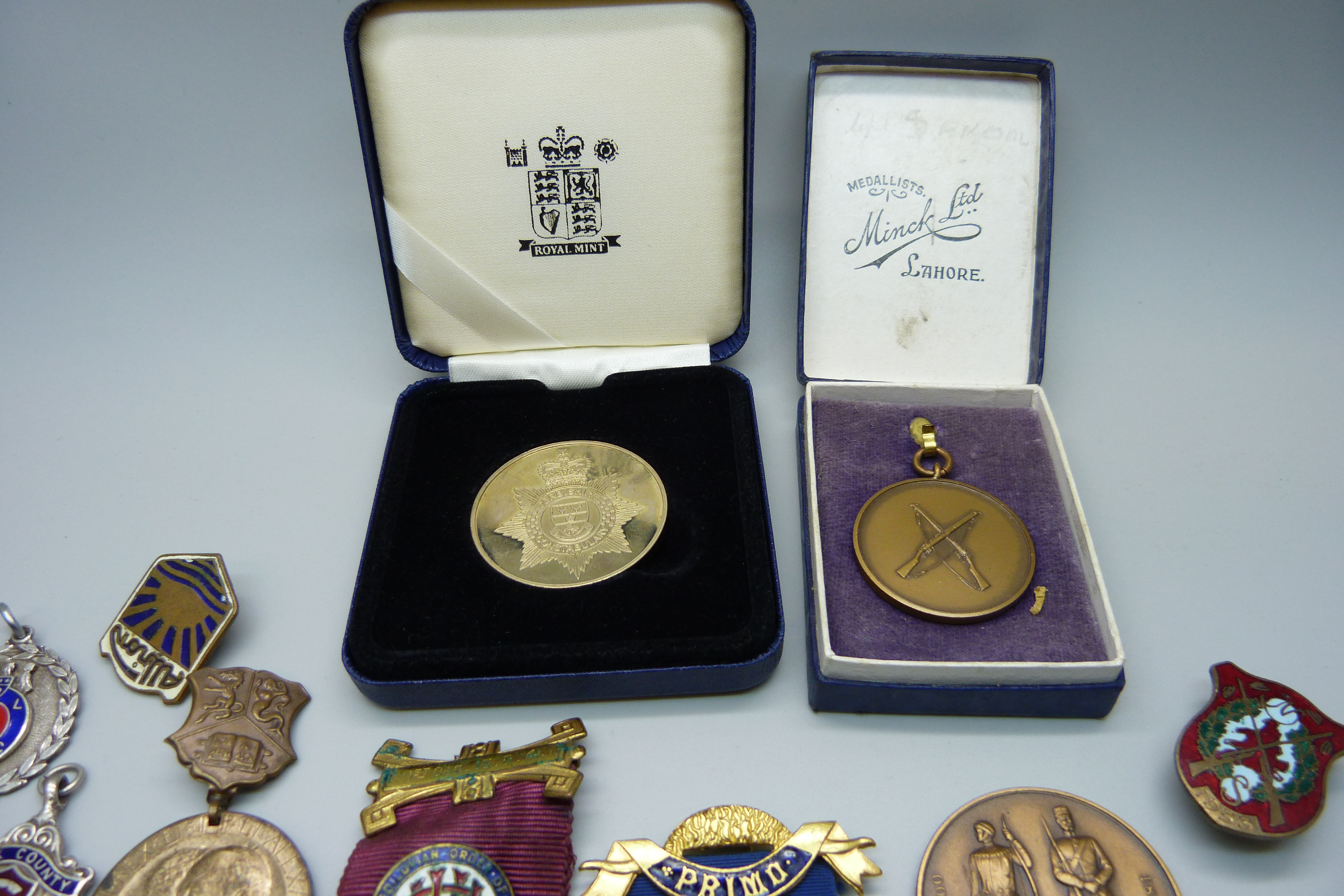 Assorted medallions including rifle clubs and lapel badges, etc. - Image 3 of 4