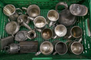 Pewter ware, tankards, miniature coal scuttle, etc. **PLEASE NOTE THIS LOT IS NOT ELIGIBLE FOR